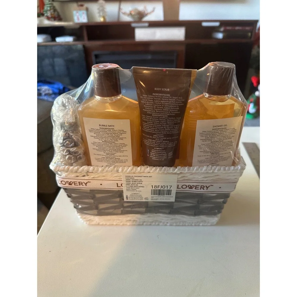 Lovery Vanilla Coconut Bath Set Gift Bubble Bath ShowerGel Body Scrub Bath Bombs